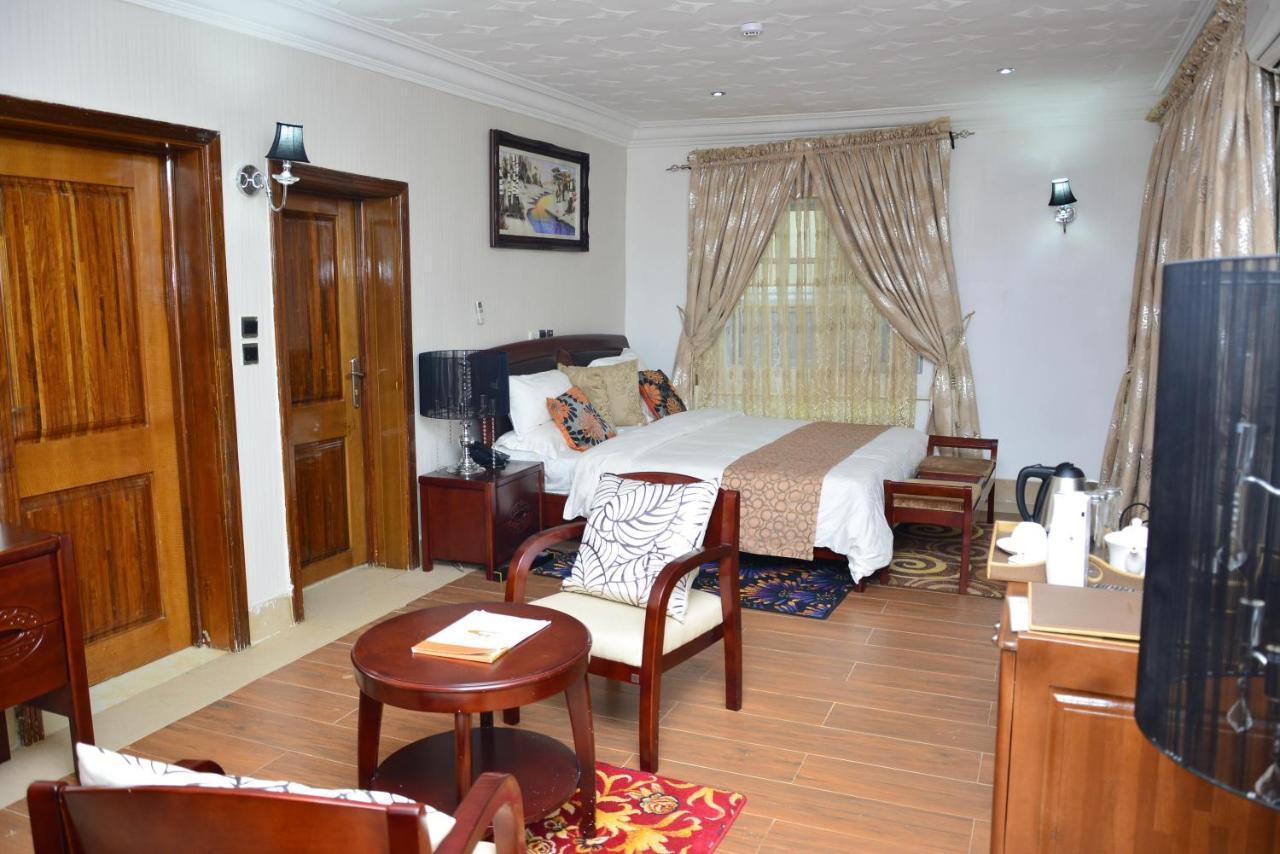 Crystal House International Hotel Ilorin Eksteriør billede
