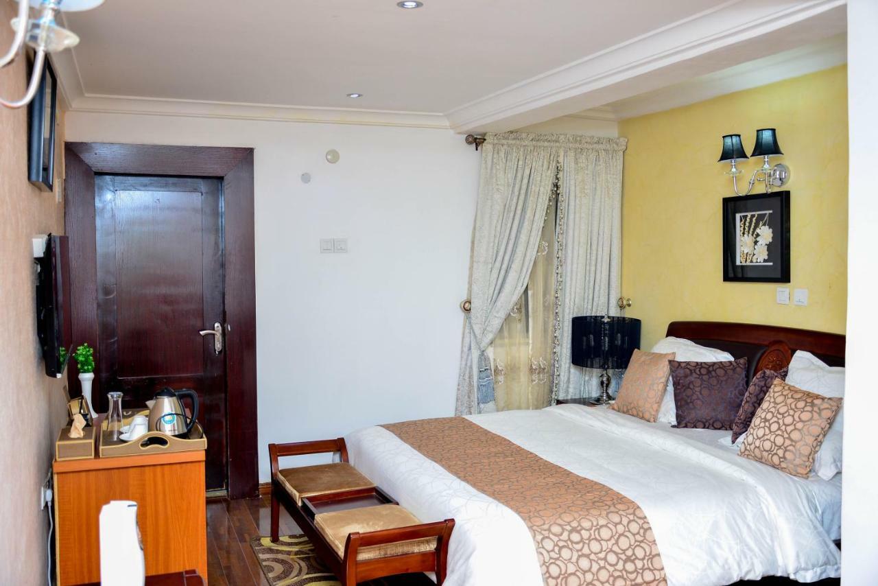 Crystal House International Hotel Ilorin Eksteriør billede